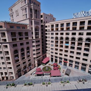 81 Apartment outside